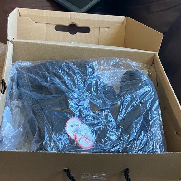 NWT Religious Comfort Waterproof Black Suede Boots Sz 8 - Picture 9 of 12